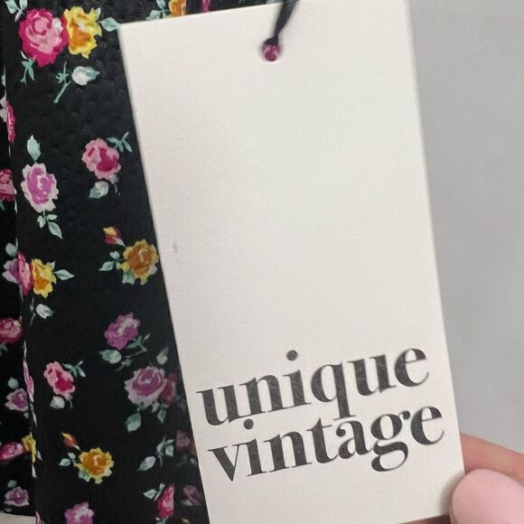 Unique Vintage Ditsy Floral Daryl Skort Black - Picture 7 of 11